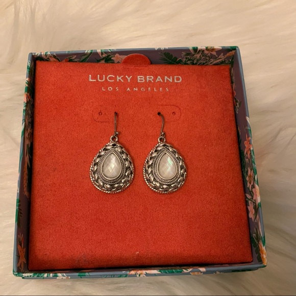 Lucky Brand NWT Silver Teardrop Earrings - Picture 2 of 10